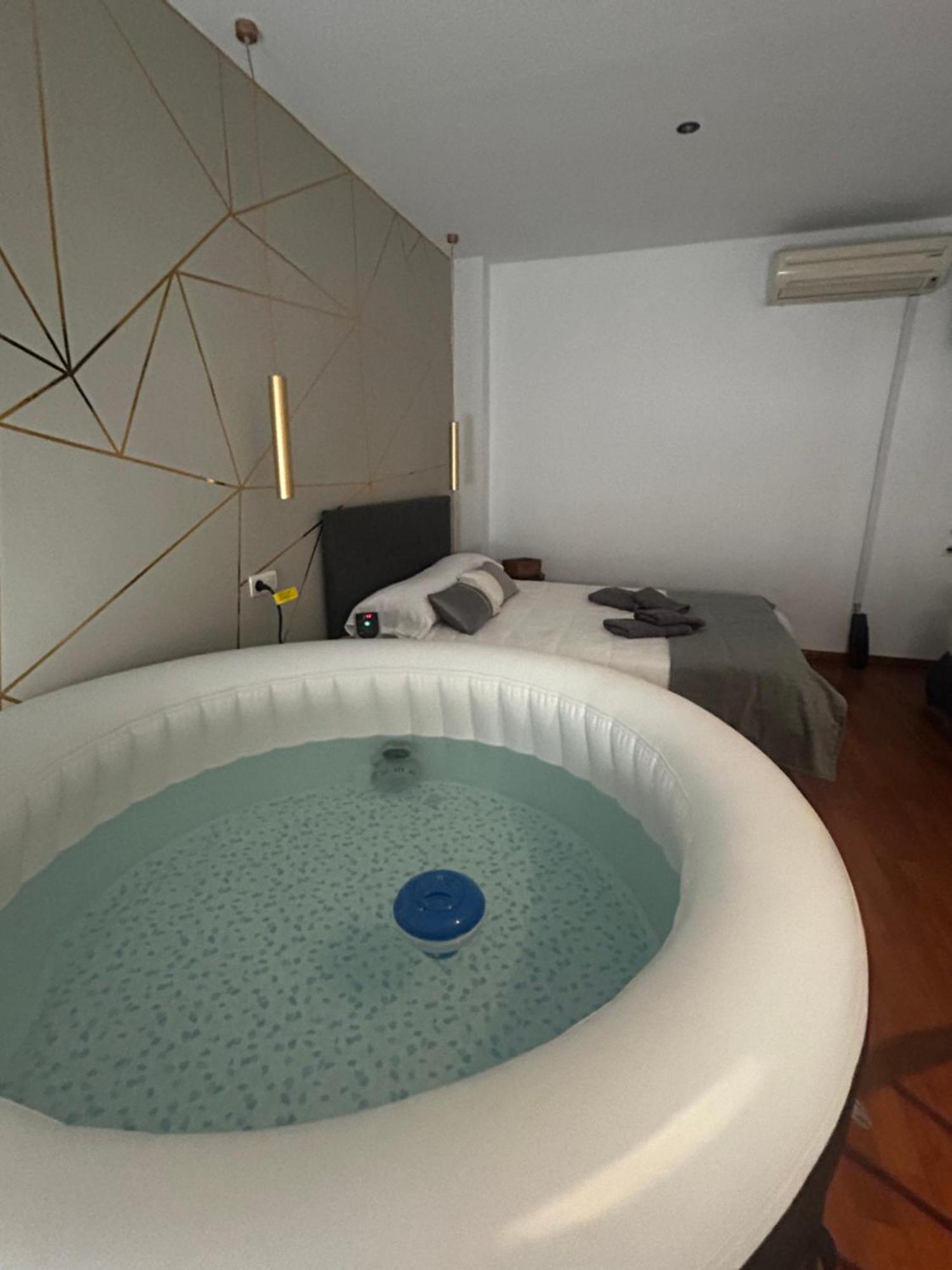 Lm Apartamentos Puentezuelas Granada Exteriör bild