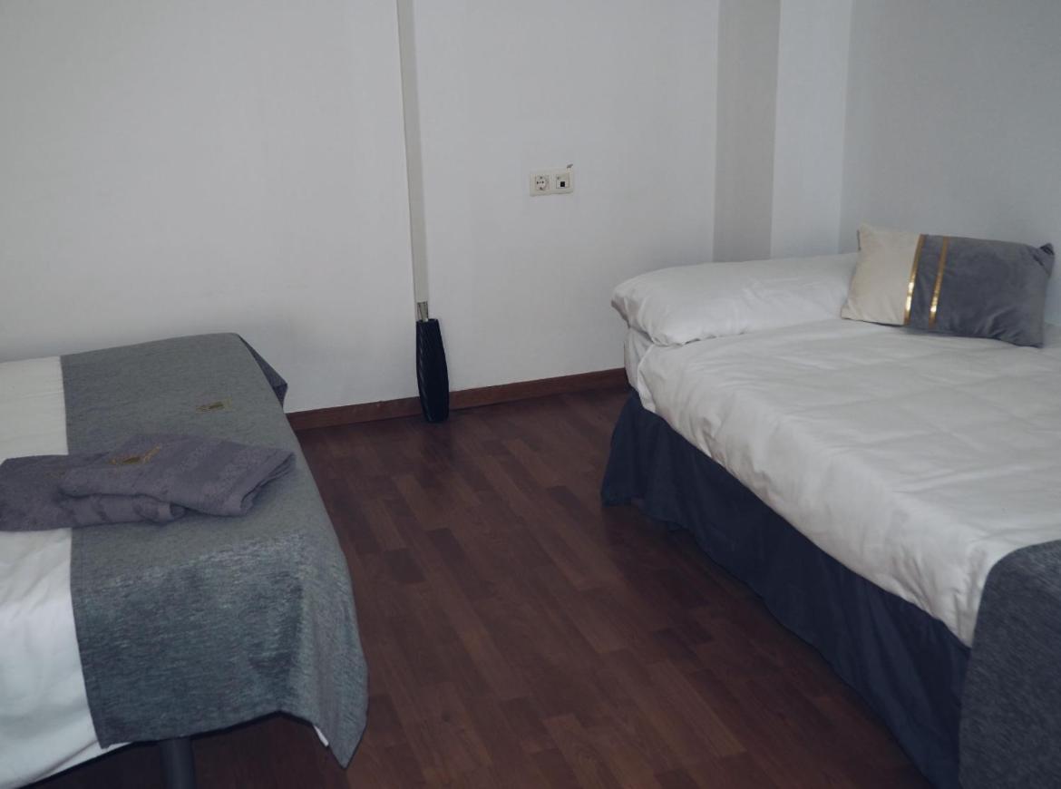 Lm Apartamentos Puentezuelas Granada Exteriör bild